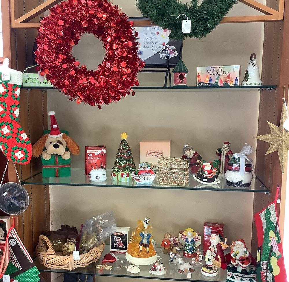 seasonal holiday decor
